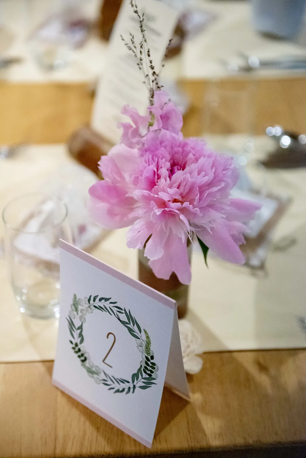 Romantische Hochzeitsfotos in Frankfurt – Oberschweinstiege